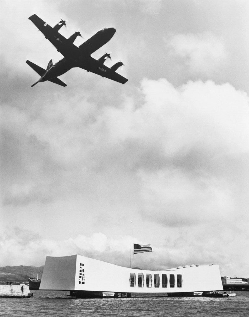 2010_12_07_Spotlight_P3_PearlHarbor_1267828237_6724